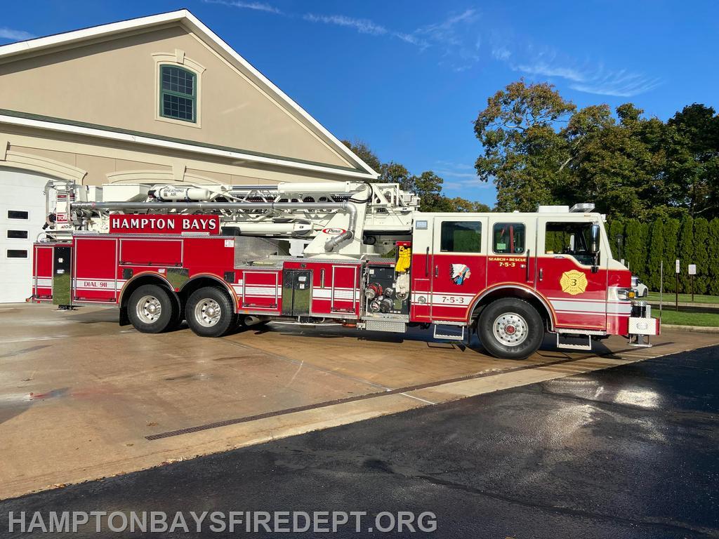 7-5-3 PIERCE TOWER LADDER OUT OF STATION 1 